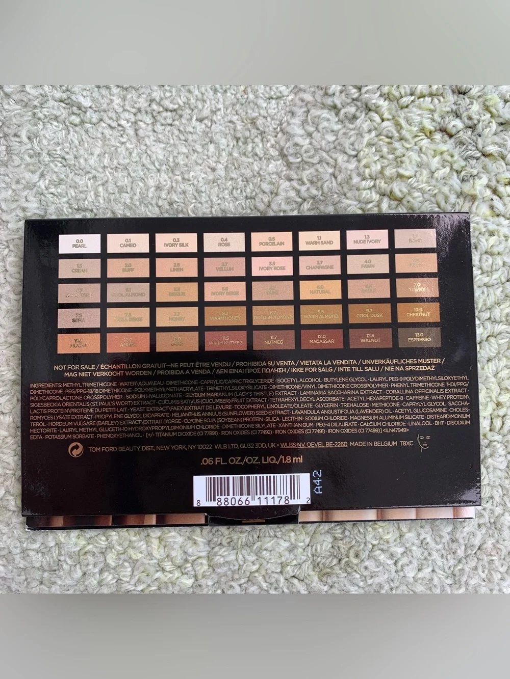 Tom Ford Traceless Soft Matte Foundation 4-Shade Sample Card